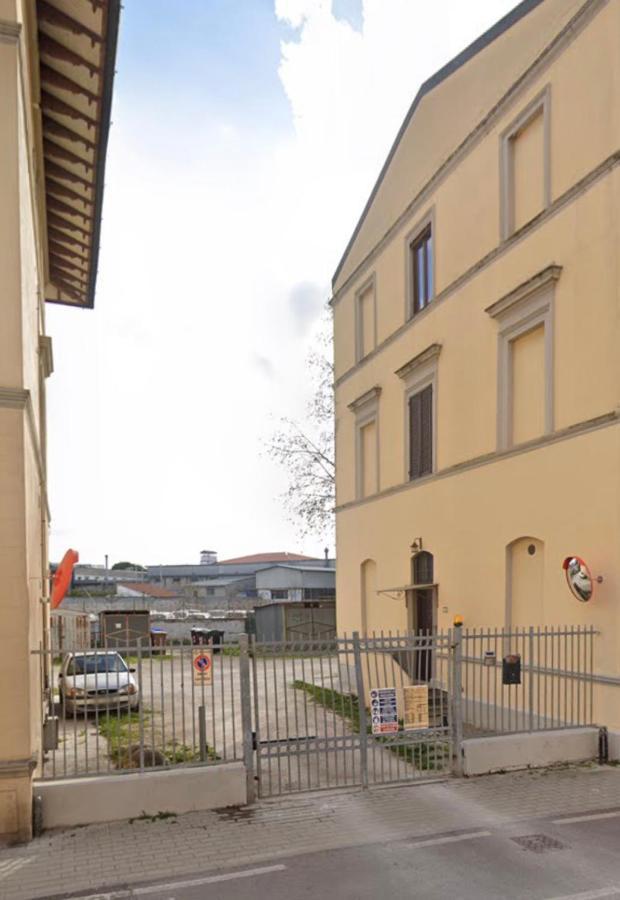 Hotel La Finestra Sul Viale Pisa Exterior foto